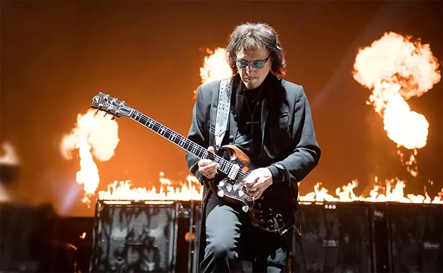 Тони Айомми (Tony Iommi)