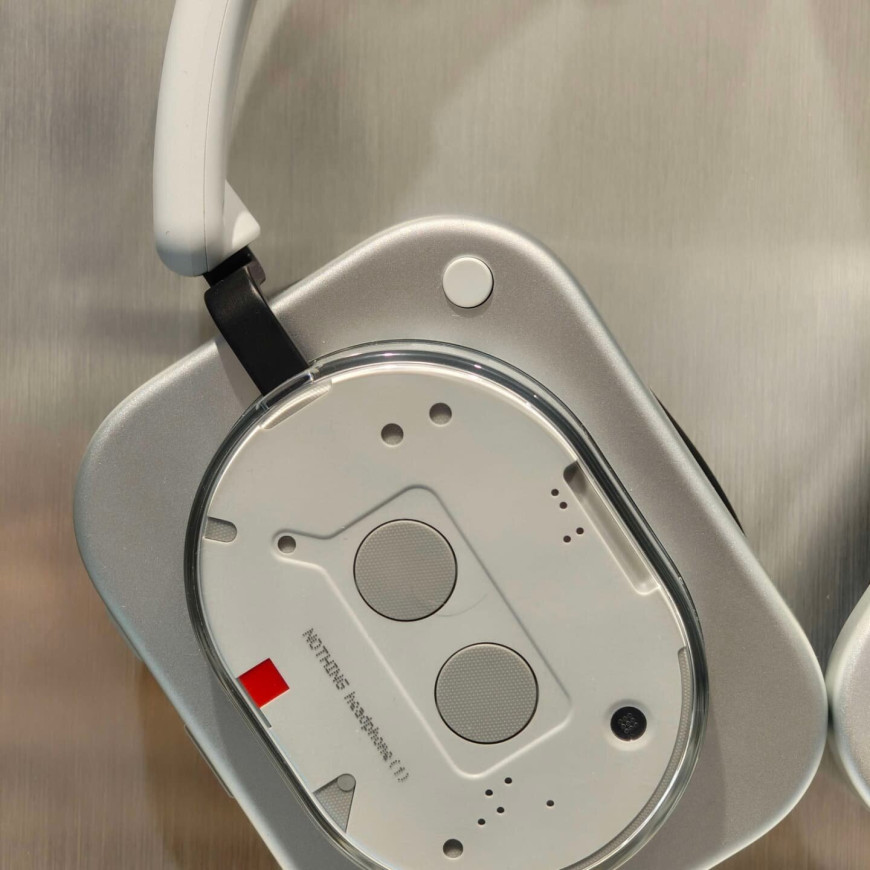 Nothing Headphone (1)