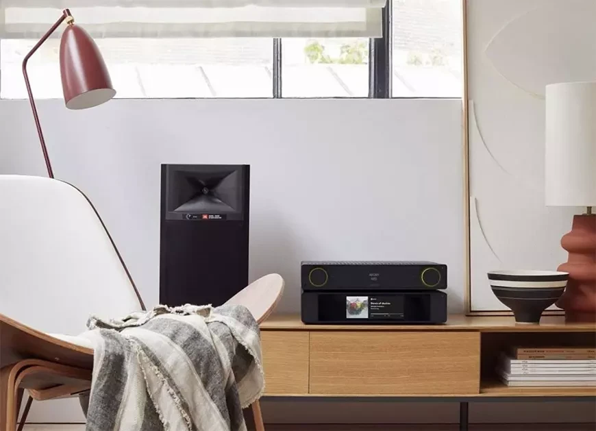 Стримеры Arcam Radia теперь поддерживают Qobuz Connect