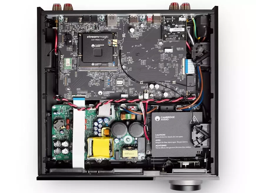 Сетевой интегральный усилитель Cambridge Audio EVO 150 SE