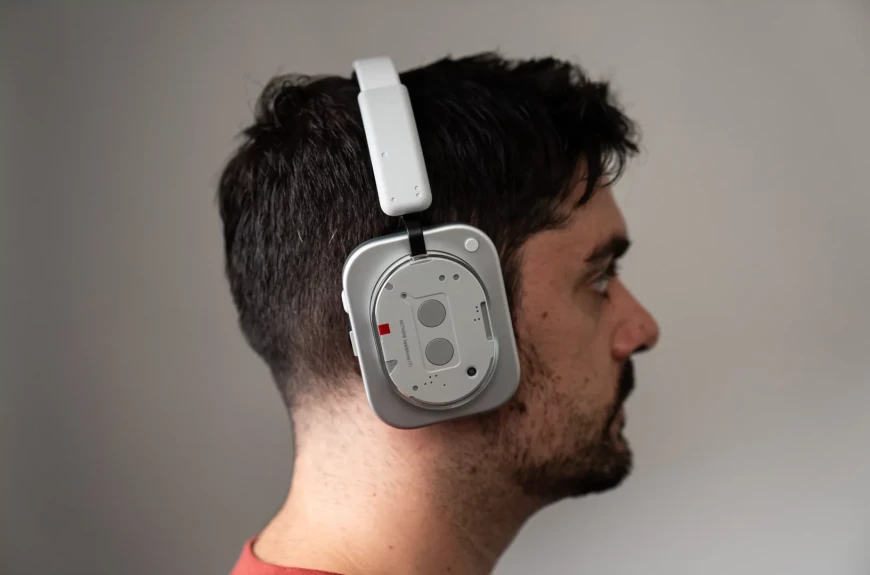 Nothing Headphone (1)