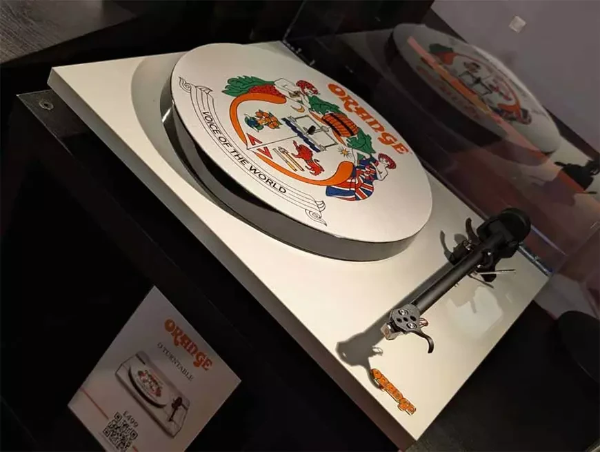 Проигрыватель виниловых пластинок Orange O