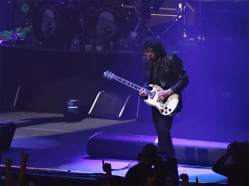 Тони Айомми из Black Sabbath продолжает работу над сольным альбомом