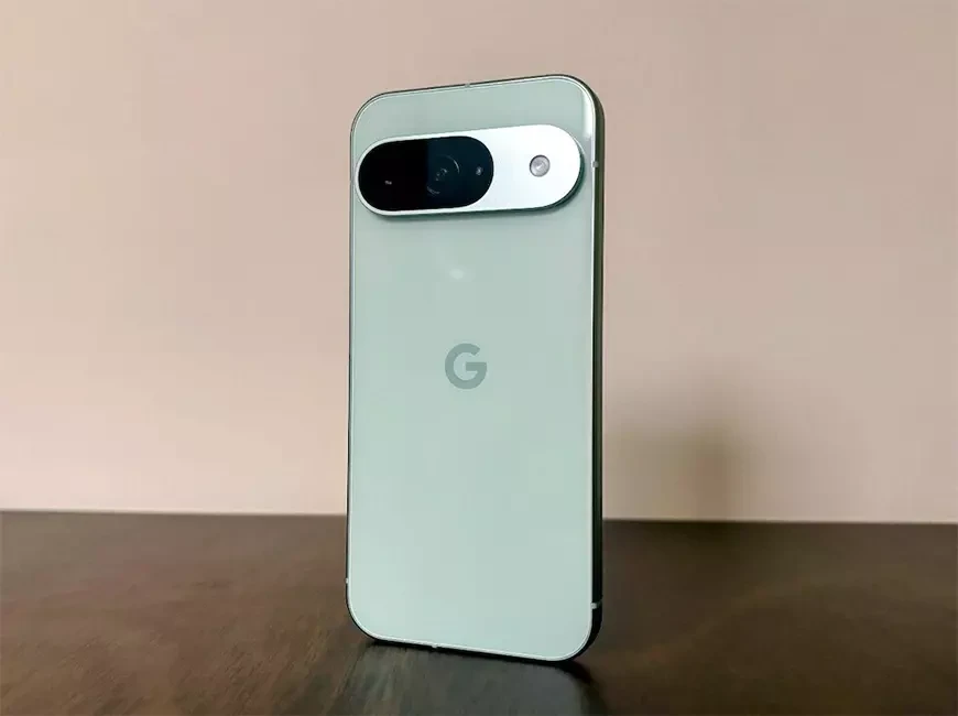 Смартфон Google Pixel 10