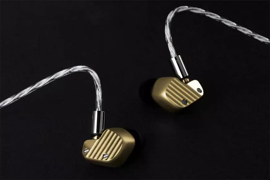 Внутриканальные наушники Final Audio A10000 Collector’s Edition