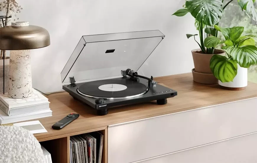 Проигрыватель виниловых пластинок Sharp RP-TT100