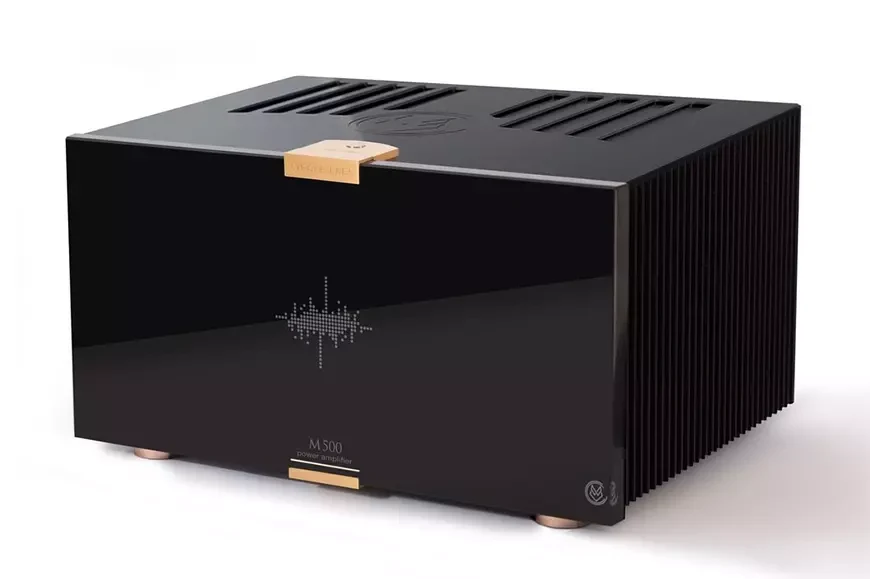 Circle Labs M500 – стереофонический гибридный усилитель мощности с мостовым режимом