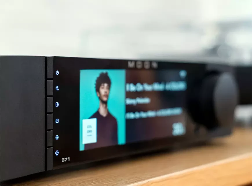 Сетевой интегральный усилитель MOON 371