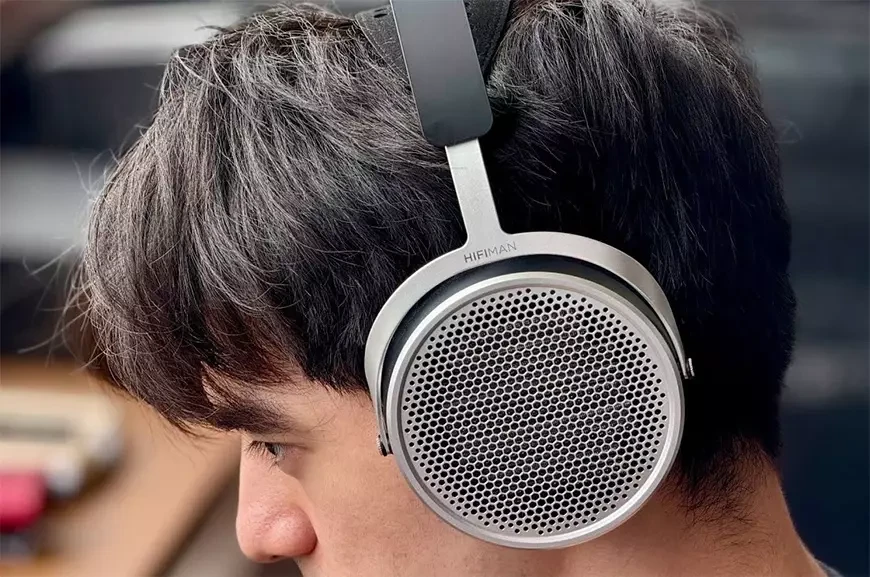 Открытые планарные полноразмерные наушники HiFiMAN HE600