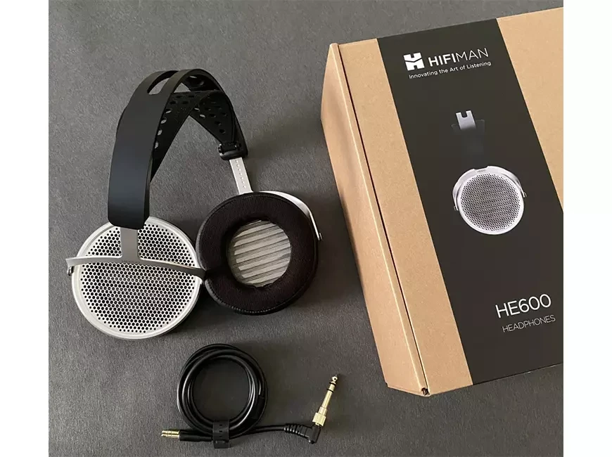 Открытые планарные полноразмерные наушники HiFiMAN HE600