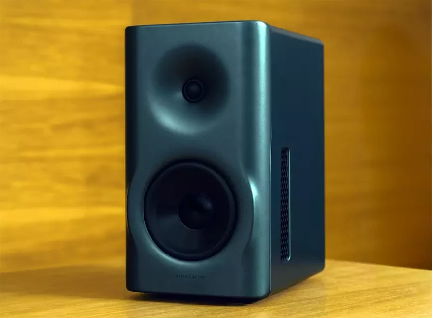 Активные полочные акустические системы Dutch & Dutch 6c