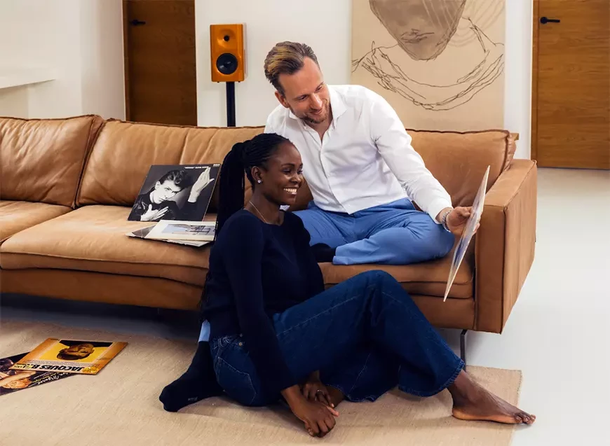 Активные полочные акустические системы Dutch & Dutch 6c