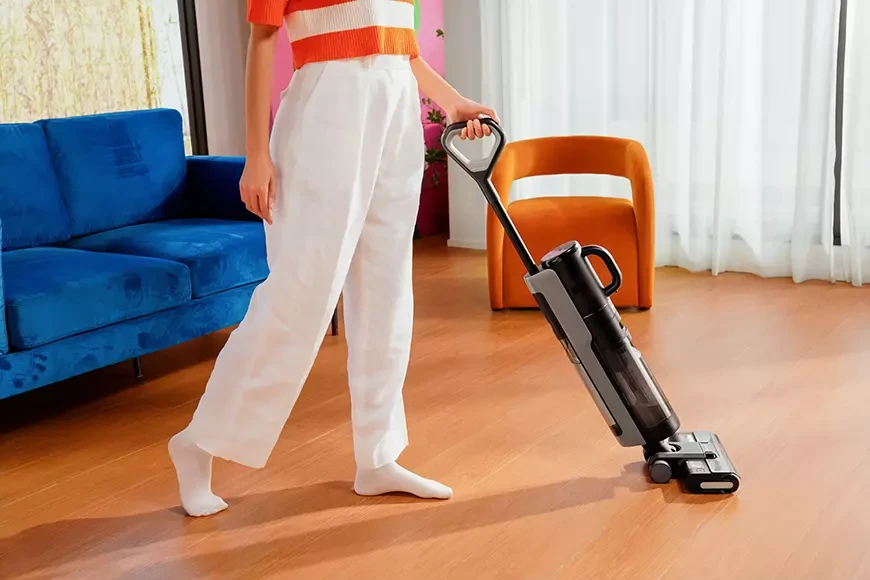 Вертикальный пылесос Dreame G10 Combo