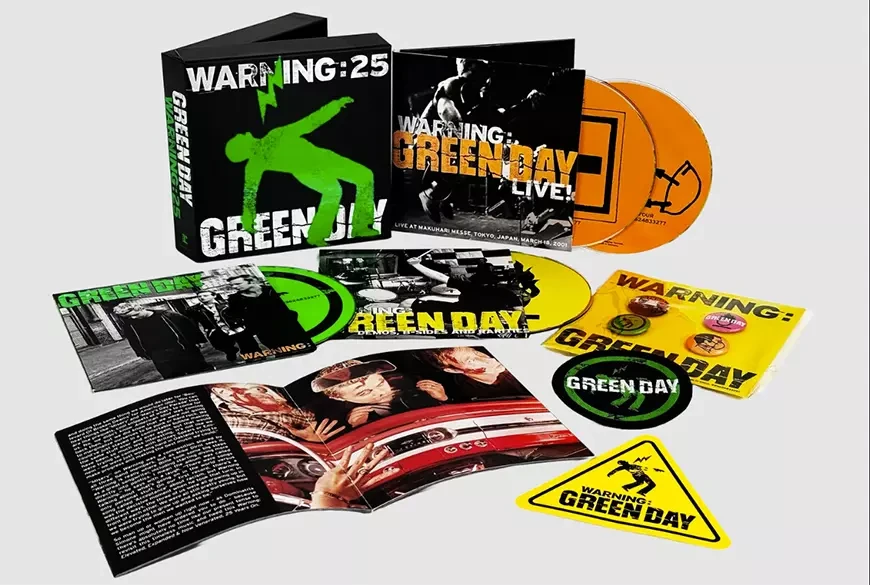 Green Day переиздают к 25-летию альбом Warning