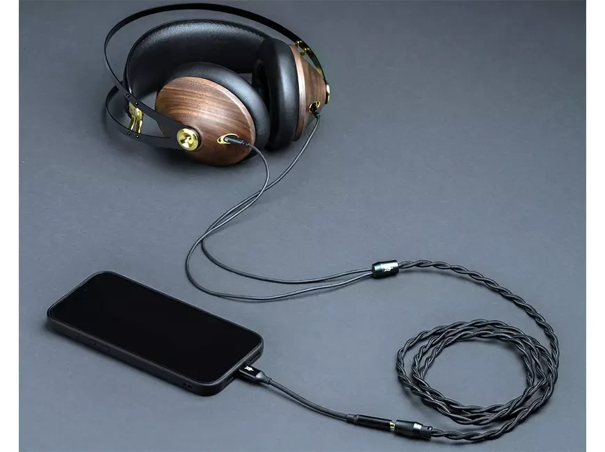 Полноразмерные закрытые наушники Meze 99 Classics V2