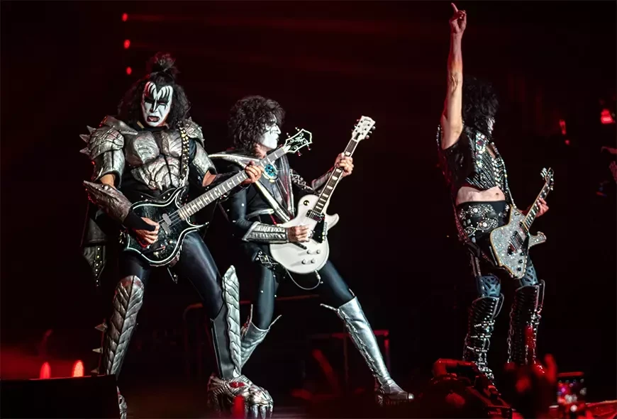 KISS отмечают 50-летие концертного альбома Alive! выпуском расширенного бокс-сета