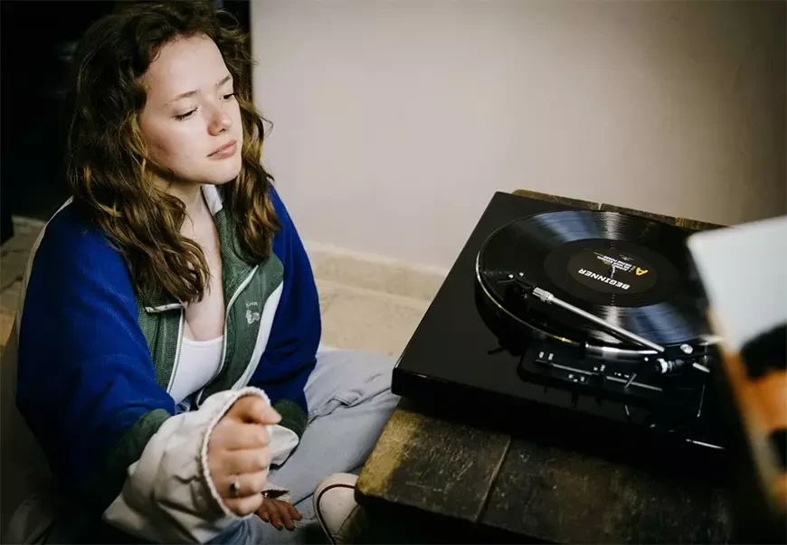 Автоматический проигрыватель виниловых пластинок Rekkord Audio F400