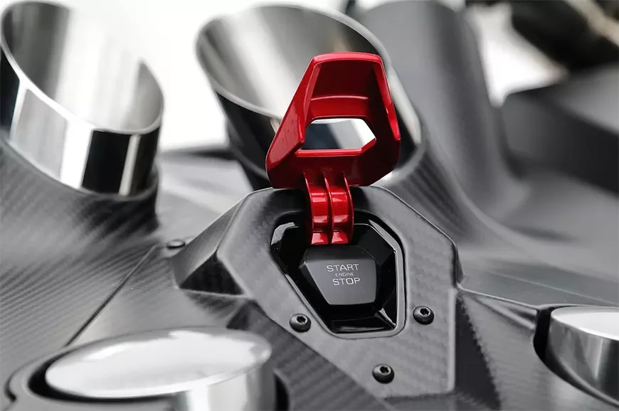 iXOOST ESAVOX – Lamborghini для спальни