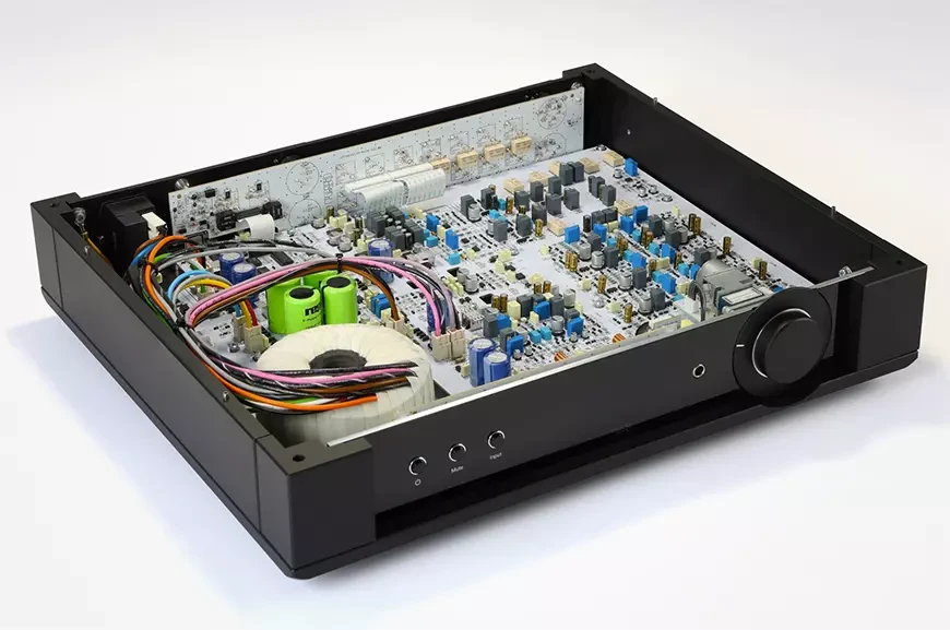 Предварительный усилитель Rega Mercury