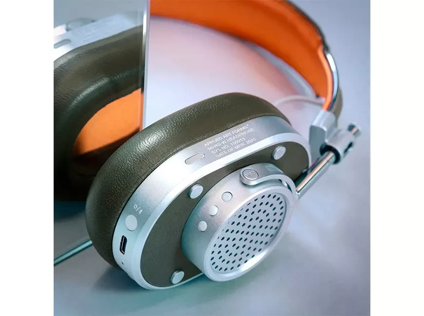 Лимитированная серия беспроводных наушников Master & Dynamic x Applied Art Forms MH40
