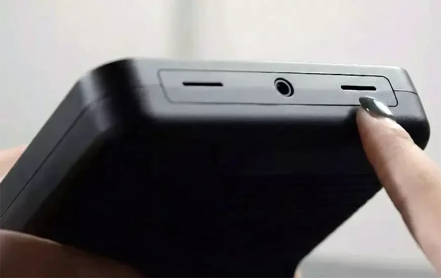 Портативная игровая консоль Anbernic RG477V