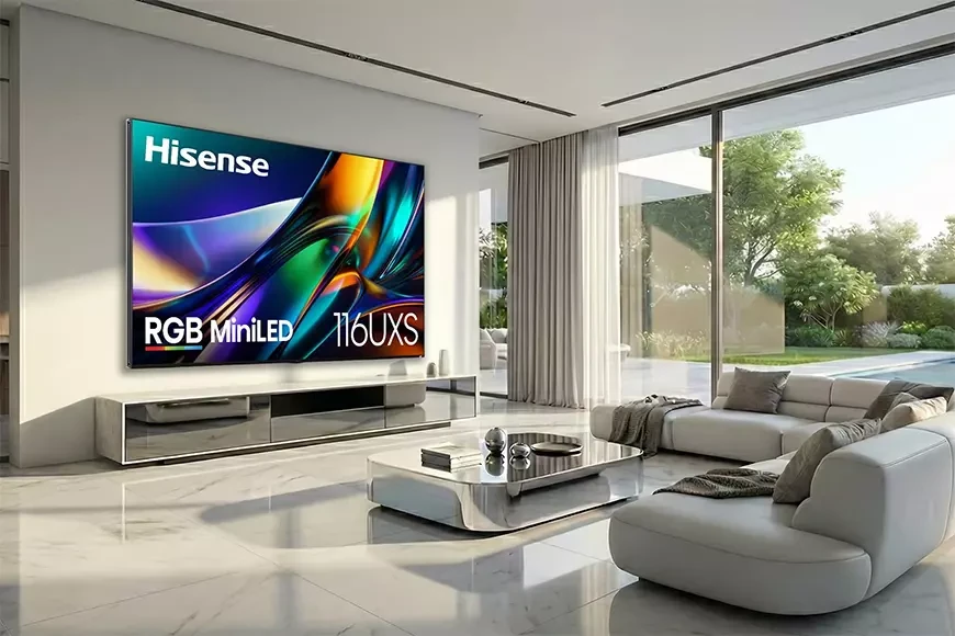 116-дюймовом телевизор Hisense 116UXS