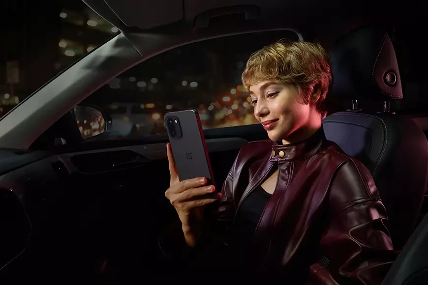 Смартфон OnePlus 15R