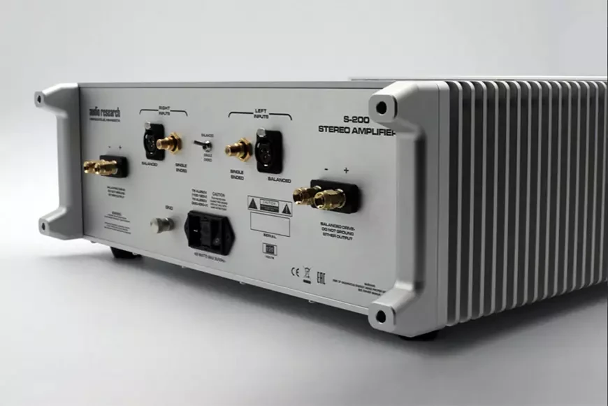 Стереофонический усилитель мощности Audio Research S-200