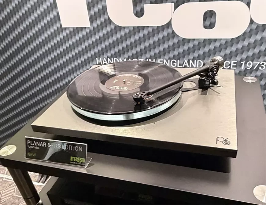 Проигрыватель виниловых пластинок&nbsp;Rega Planar 6 RS Edition