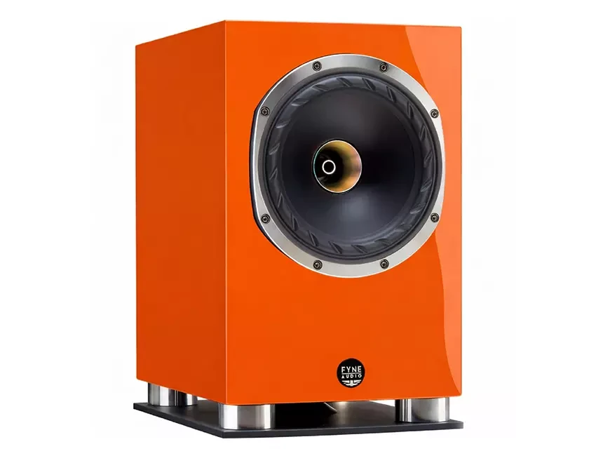 Fyne Audio предлагает покрасить колонки серии F500SP в любой цвет