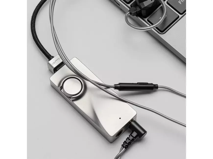 Портативный ЦАП с усилителем для наушников&nbsp;Moondrop Moonriver 3