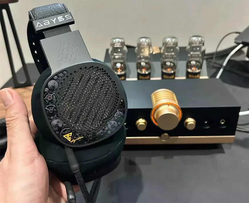 Полноразмерные планарные наушники Abyss Diana TC Signature