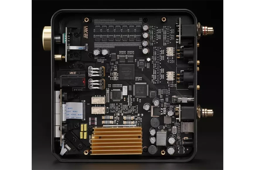 LAiV Crescendo VERSE – настольный R2R-ЦАП с дискретным усилителем для наушников