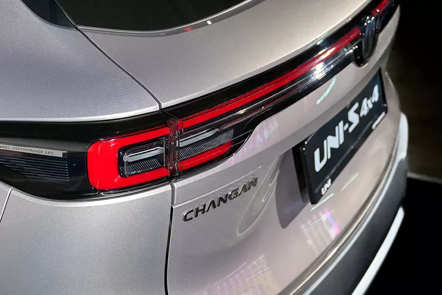 CHANGAN объявил о старте продаж нового UNI-S 4x4 в России