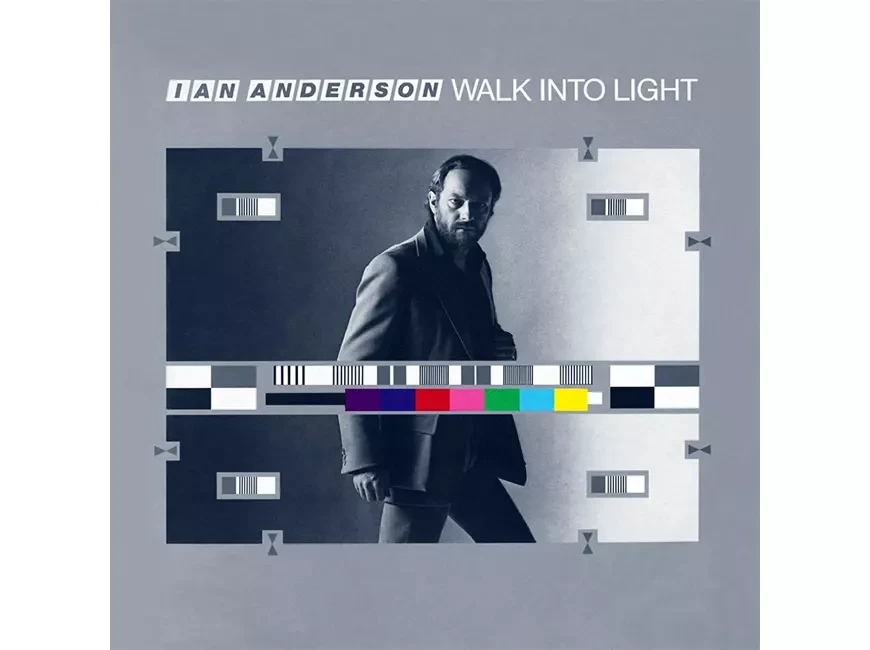Сольный альбом Иэна Андерсона Walk Into Light