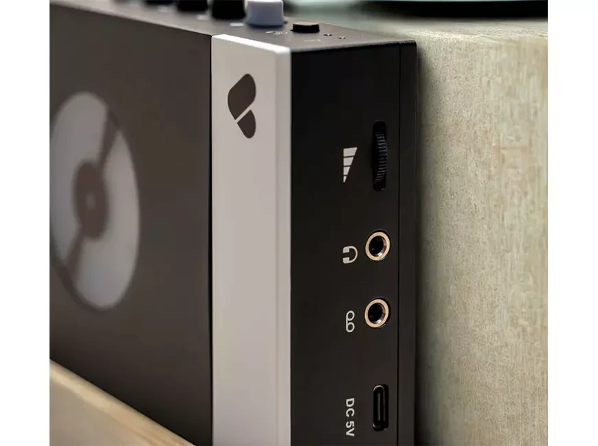 Портативный кассетный плеер We Are Rewind WE-001