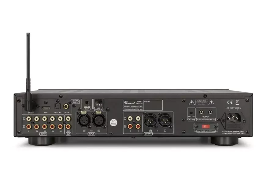 Гибридный предусилитель Vincent SA-32 AE