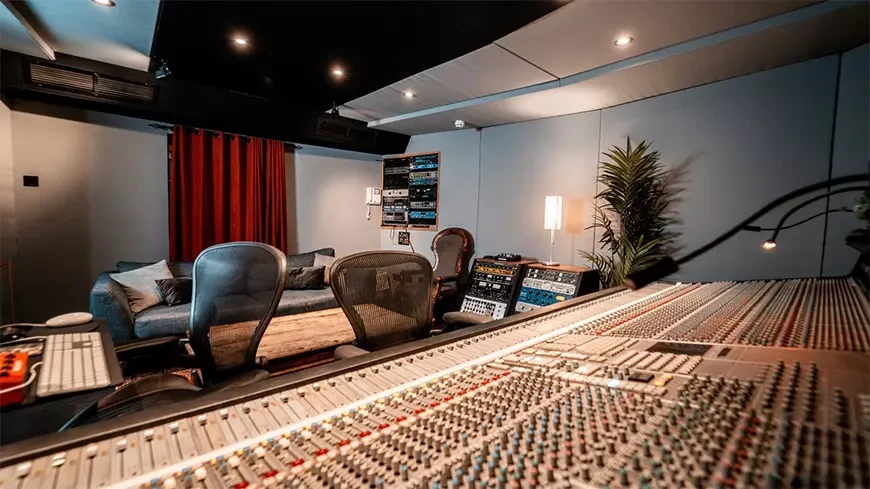 Лондонскую студию, где Iron Maiden записали The Number Of The Beast, а Def Leppard – Pyromania, хотят снести