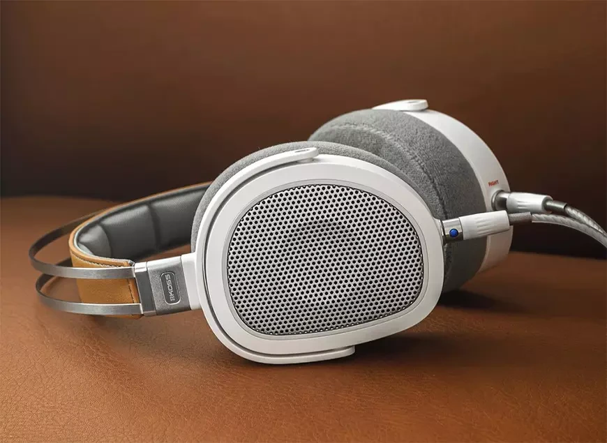 Полноразмерные  открытые наушники Koss A/550