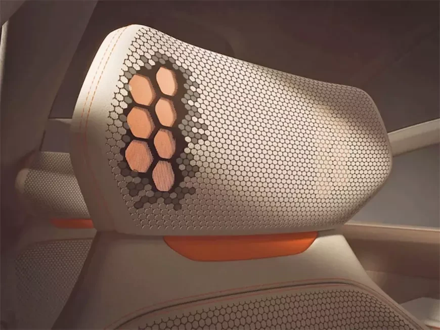 В Range Rover SV Ultra дебютируют электростатические автомобильные аудиопанели от Warwick Acoustics