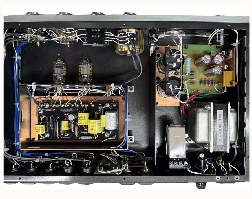 Ламповый предварительный усилитель Air Tight ATC-6