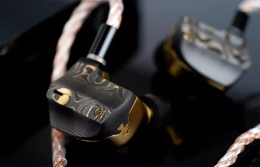 Гибридные внутриканальные наушники Campfire Audio Chimera