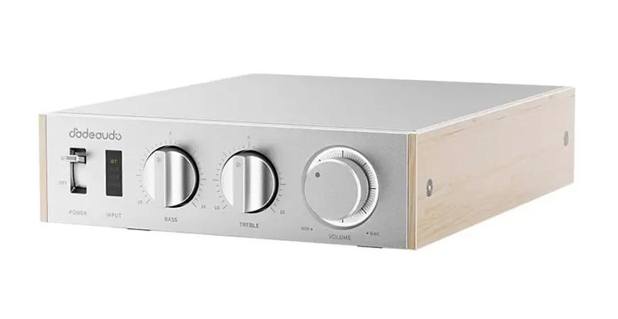 Компактный настольный интегральный усилитель  FiiO Level 1