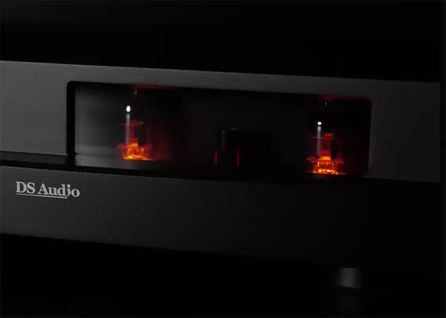 Ламповый фонокорректор DS Audio TB-50