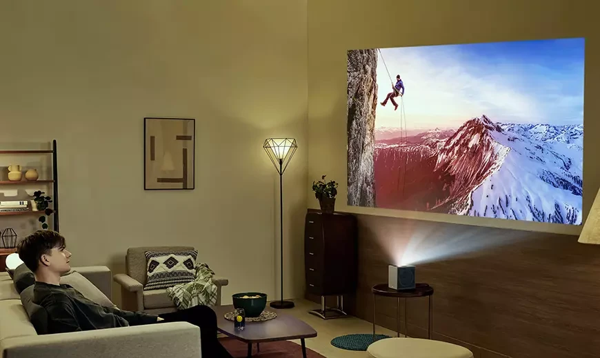 Лазерный 4K-проектор LG CineBeam Q (модель PU600U)