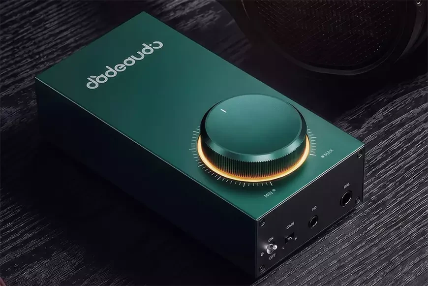 Усилитель для наушников Jade Audio GIGAS 1