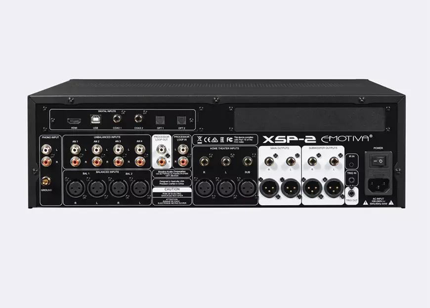 Предварительный усилитель Emotiva XSP-2