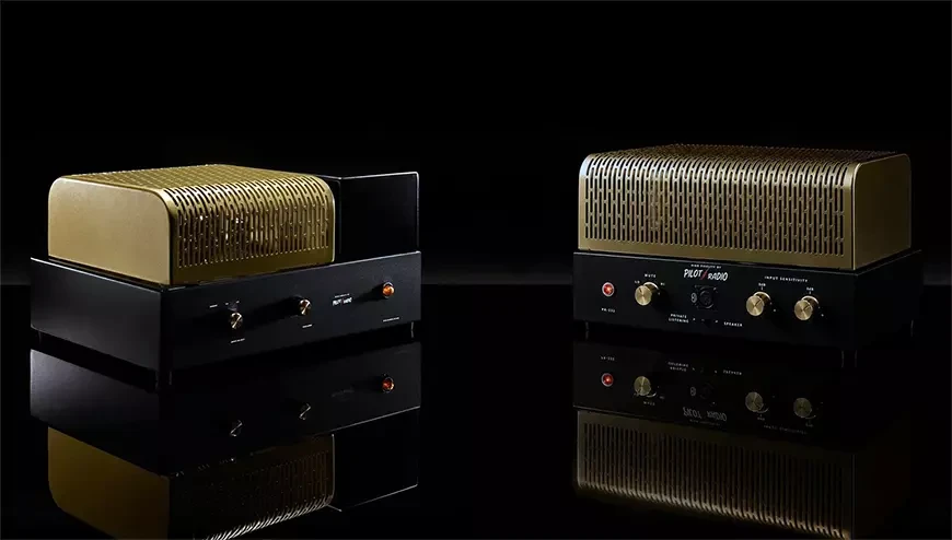 Предварительный усилитель Pilot Phono and Line Preamplifier и усилитель мощности Pilot Radio 232