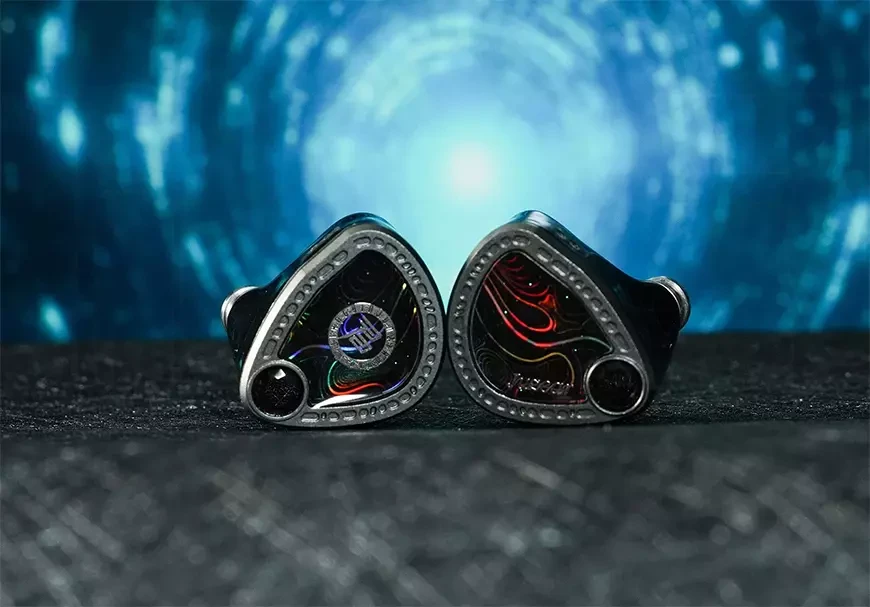 Внутриканальные гибридные наушники Juzear Light Shuttle