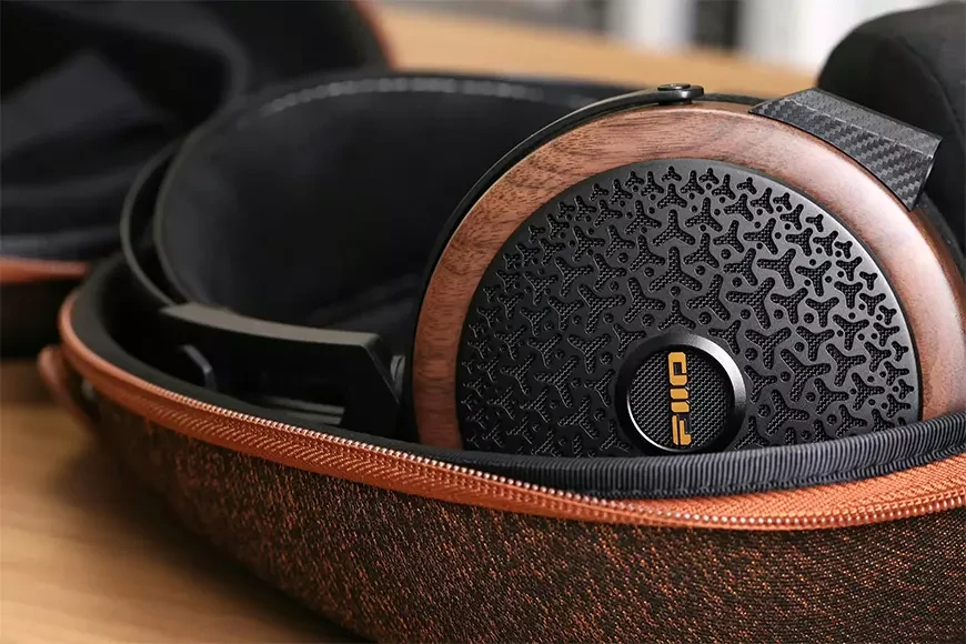 Планарные наушники FiiO FT15